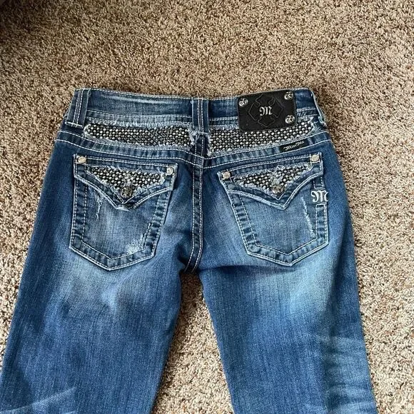 Miss Me brand Classic Blue Cropped Women's Jeans distressed Y2K ships fast!!! 28 - Picture 7 of 9